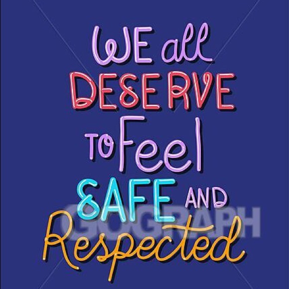 Happy Halloweenie!  Cute wiener dog Halloween t-shirt - Picture 15 of 15